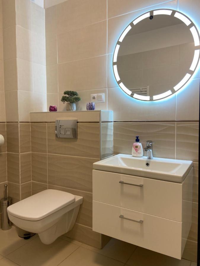 Focus Apartament Флорешты Экстерьер фото